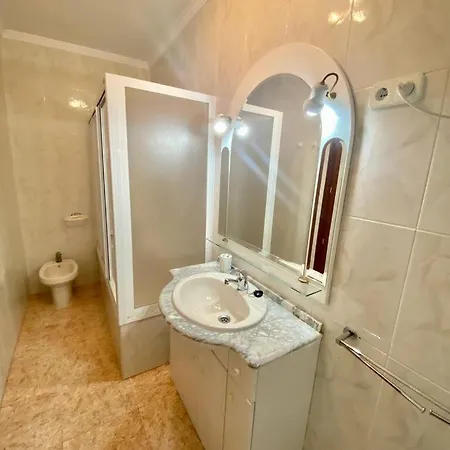 Gran ático Al Lado De La Playa Apartamento *